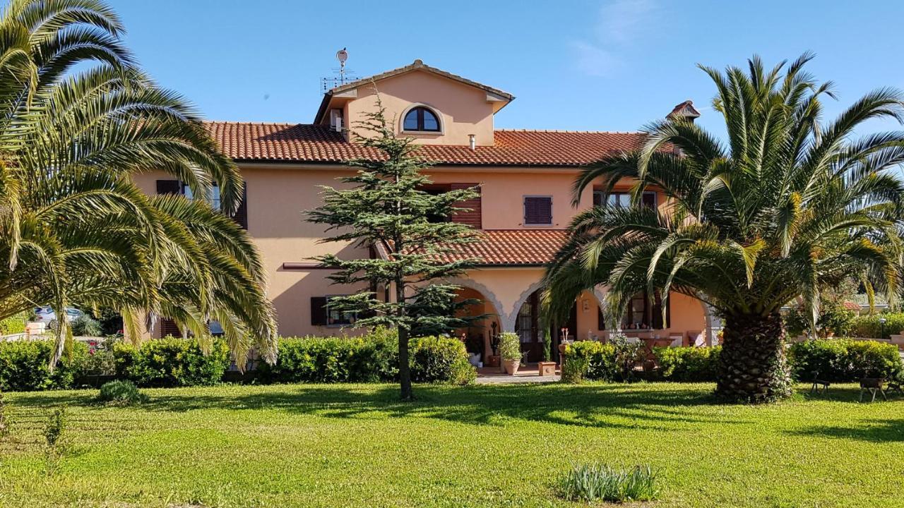 Villa Mandrioli Cecina  Exterior foto